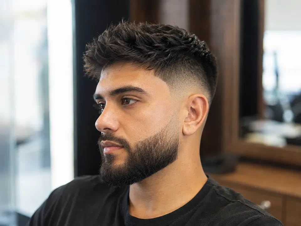 Corte com barba